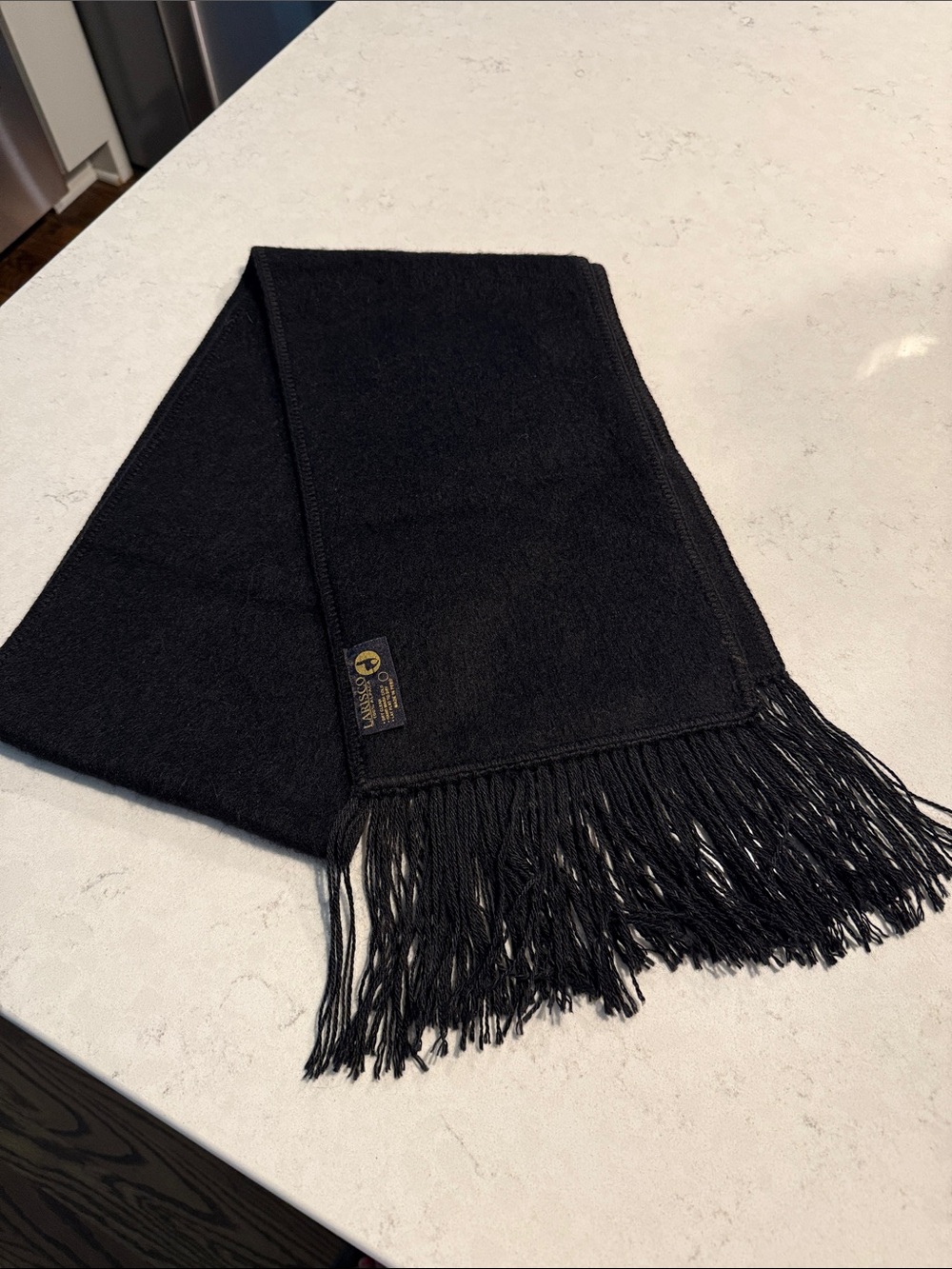 Larisco NWOT 100% alpaca Black unisex scarf Made in Peru